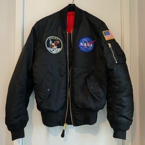 Oversized limited edition bomber jacket from UO